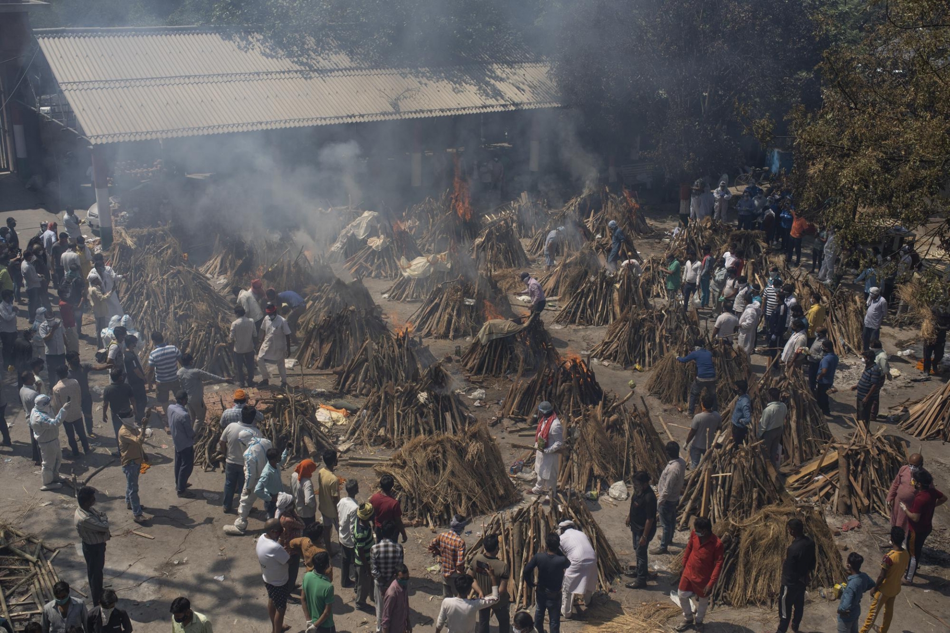 indias lastest covid 19 updates record numbers for 5th days straight hospitals scramble for oxygen