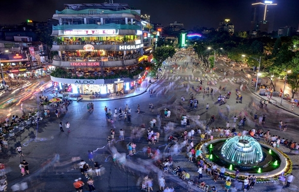 hanoi pedestrian street reopens starting may 15