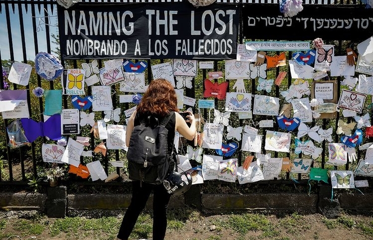 world news today uss covid 19 death toll reaches 100000