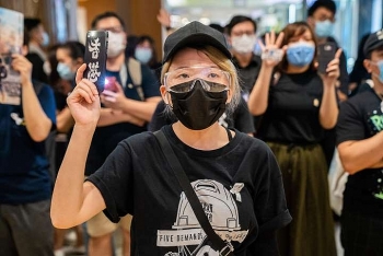 world news today hongkongers could be extradited to china under new security law