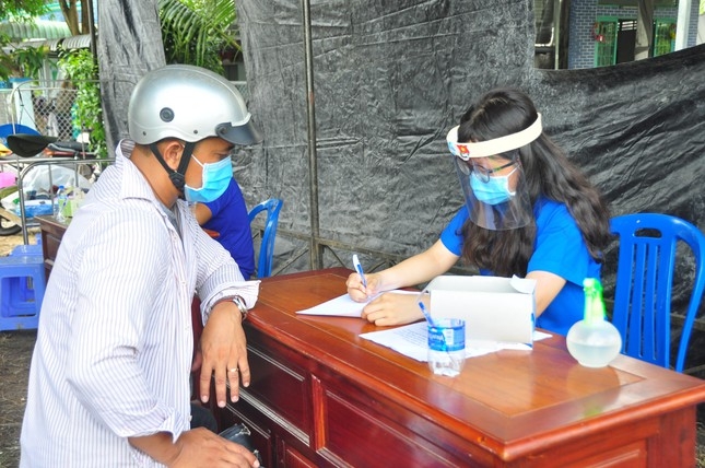 Special volunteers assist at Covid-19 frontline