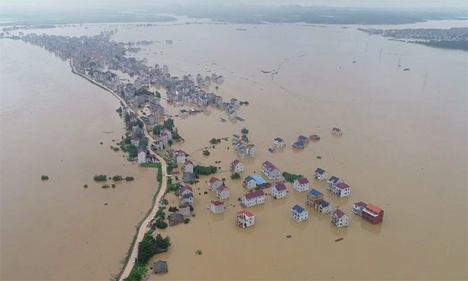vietnam offers us 100000 flood relief assistance to china