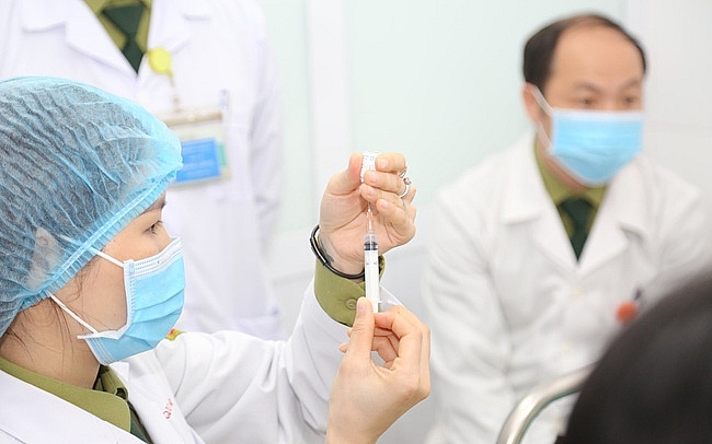 "Vietnam’s 10 years Vaccine Rollout": Health Ministry Refutes Singaporean Newspaper Prediction