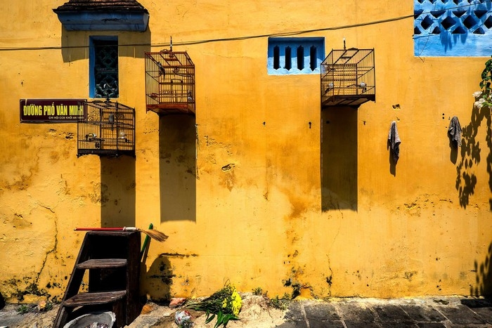 Bright yellow walls can easily be seen across the ancient town. The color is hailed one typical hue of Hoi An 