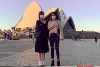 overseas students cheer vietnam on in covid 19 fight via video