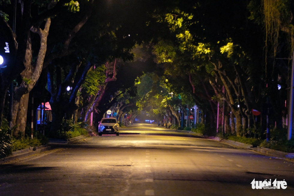 Week 3 of Hanoi Lockdown: Capital Left Deserted Amid Social Distancing