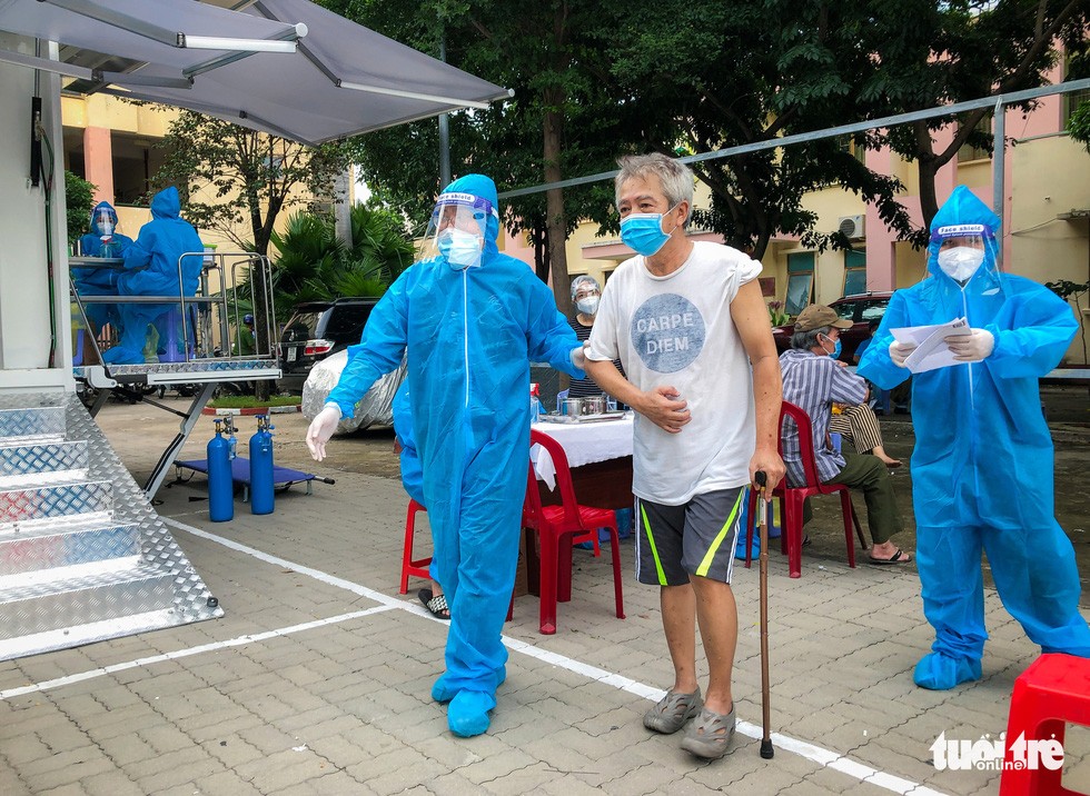 In Photos: HCMC Deploys Mobile ‘Covid-19 Vaccinatuon Truckk’