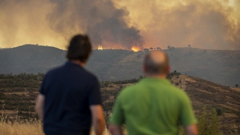 World breaking news today (September 1): Wildfire rages in southern Spain forcing over 3,000 people to evacuate