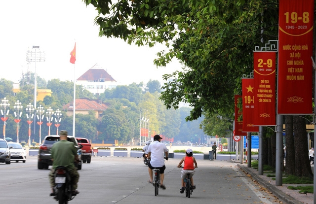 Hanoi adorned with flags and banners in celebration of Independence Day (September 2)