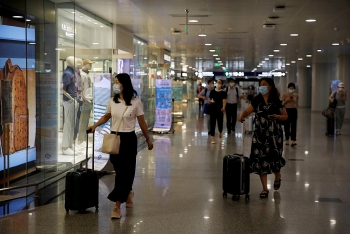 world breaking news today september 15 us state department eases china travel advisory for americans