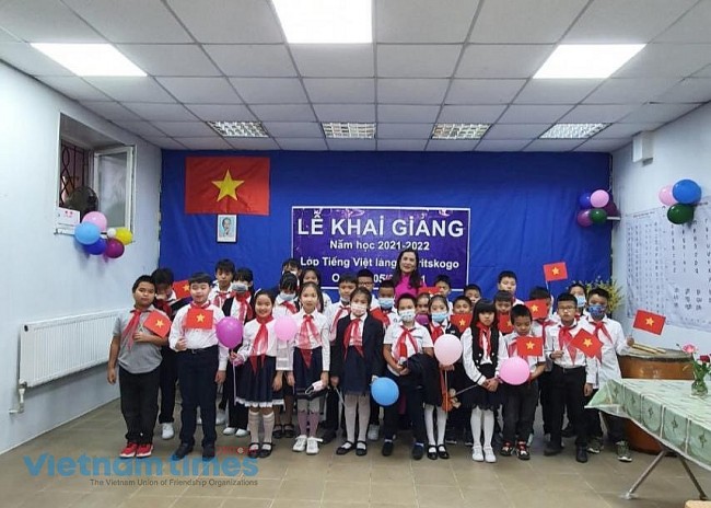 Vietnamese Language Classes Open in Ukraine