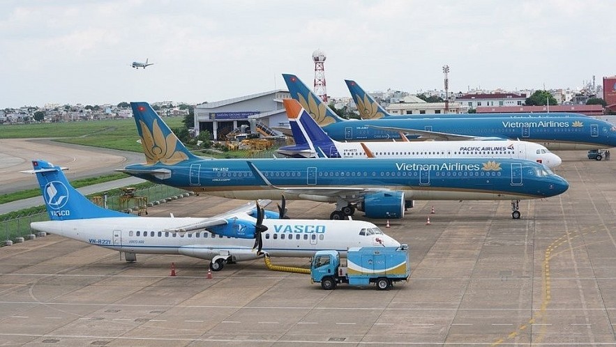 vietnam reveals plan to re open aviation market