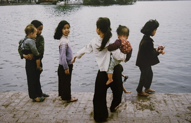 Invaluable photos of Vietnamese children 50 years ago