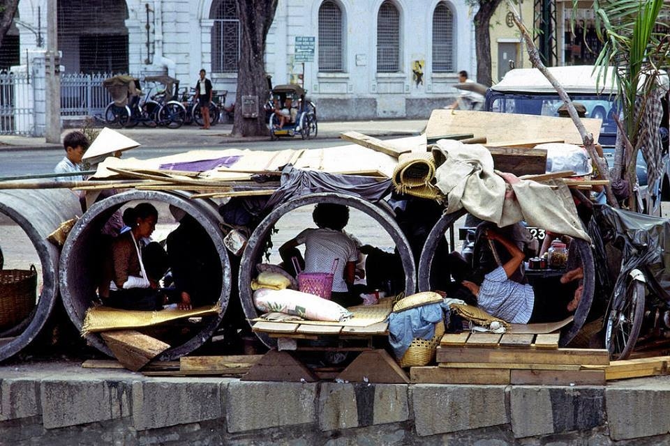 precious color photos of saigon in the 1960s