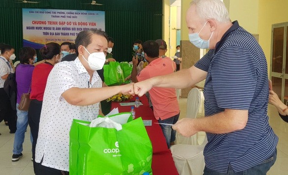Ho Chi Minh City Extends More Support to Expats During Pandemic