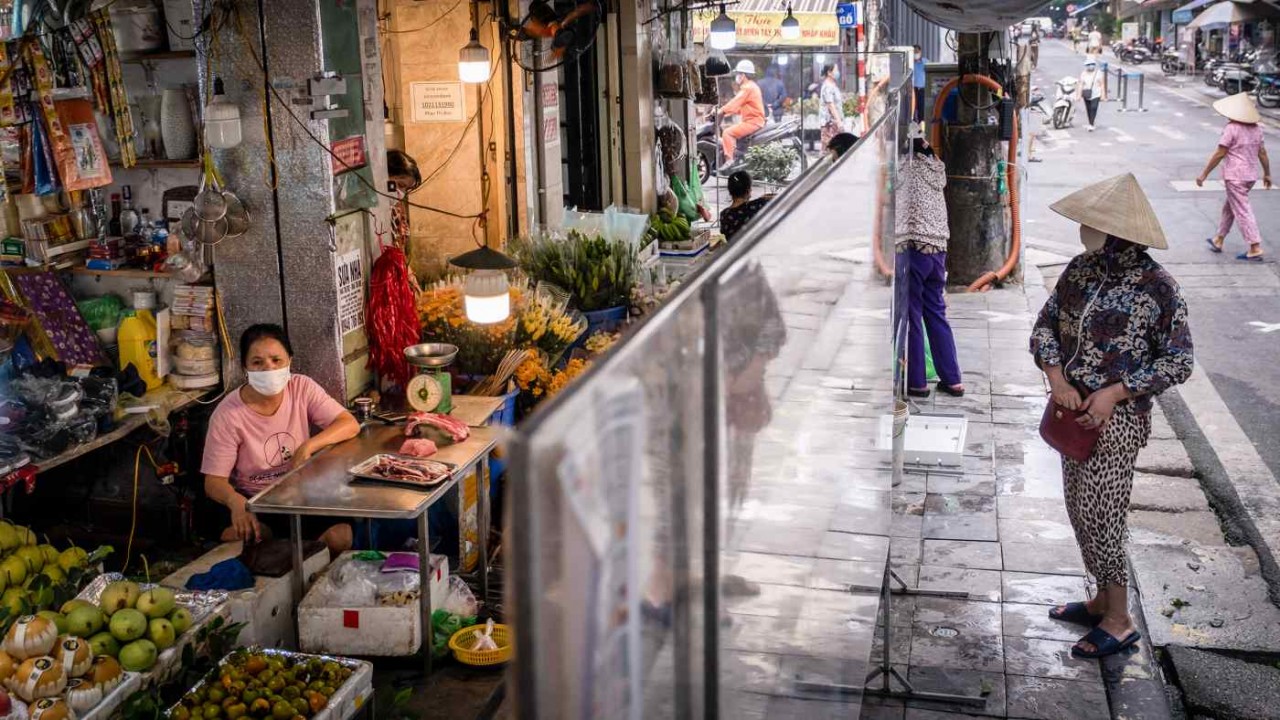 vietnams expects quick gdp rebound despite recent drop