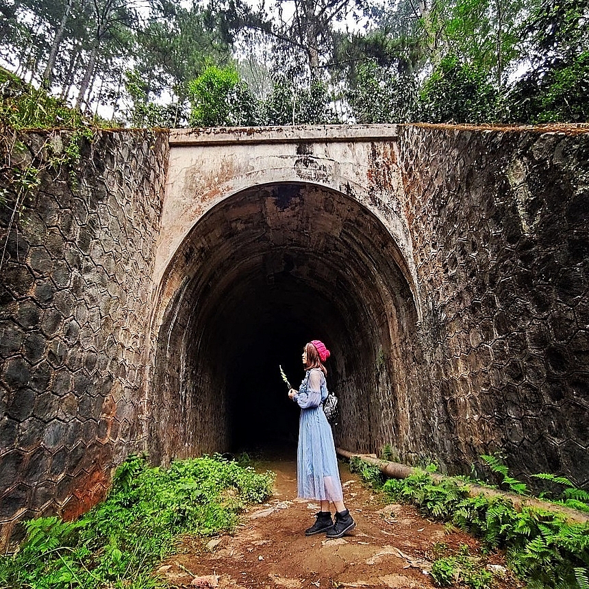 Hoa xa tunnel (photo: zing news) 