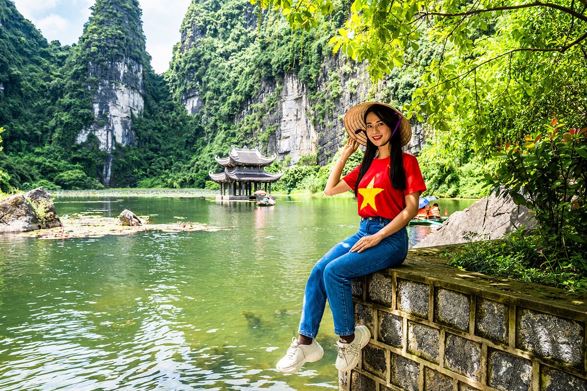 Get a chill weekend with a trip to Trang An