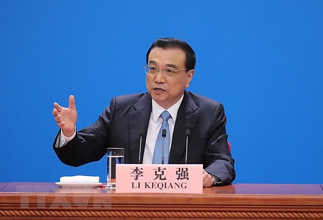 Vietnam-China Leaders Exchange Notes on 72nd Anniversary of Relations