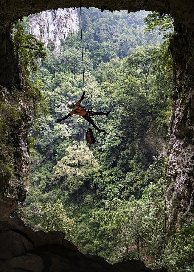 Photo: Close Look Into Mysterious Kong Collapse in Phong Nha - Ke Bang