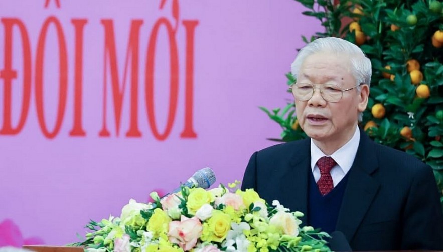 Top leaders Visit President Ho Chi Minh Mausoleum Ahead of Tet