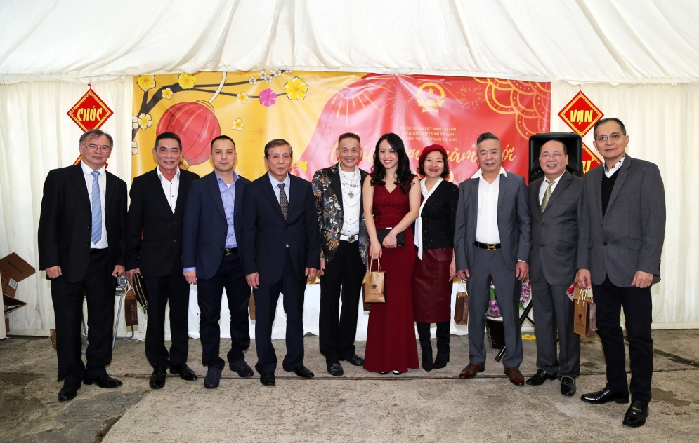 lunar new year 2021 oversea vietnamese join hand supporting homeland during pandemic