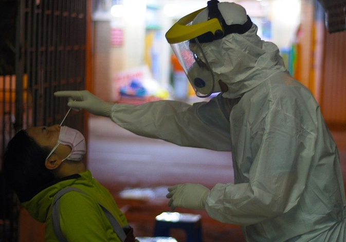 vietnam covid 19 updates feb 14 53 cases medical report required for people return to hanoi