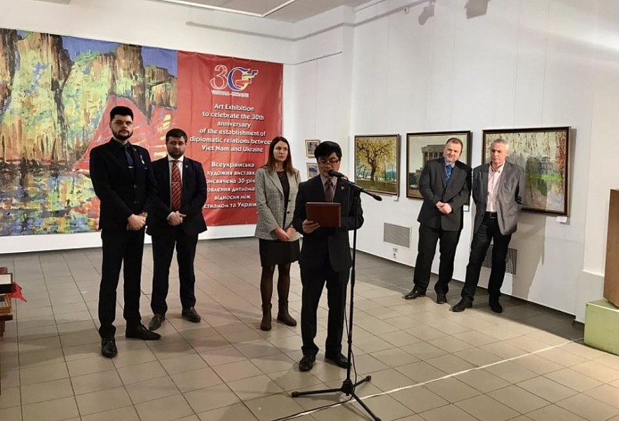 Ukrainian Artists Create  Artworks to Celebrate Bilateral Relations
