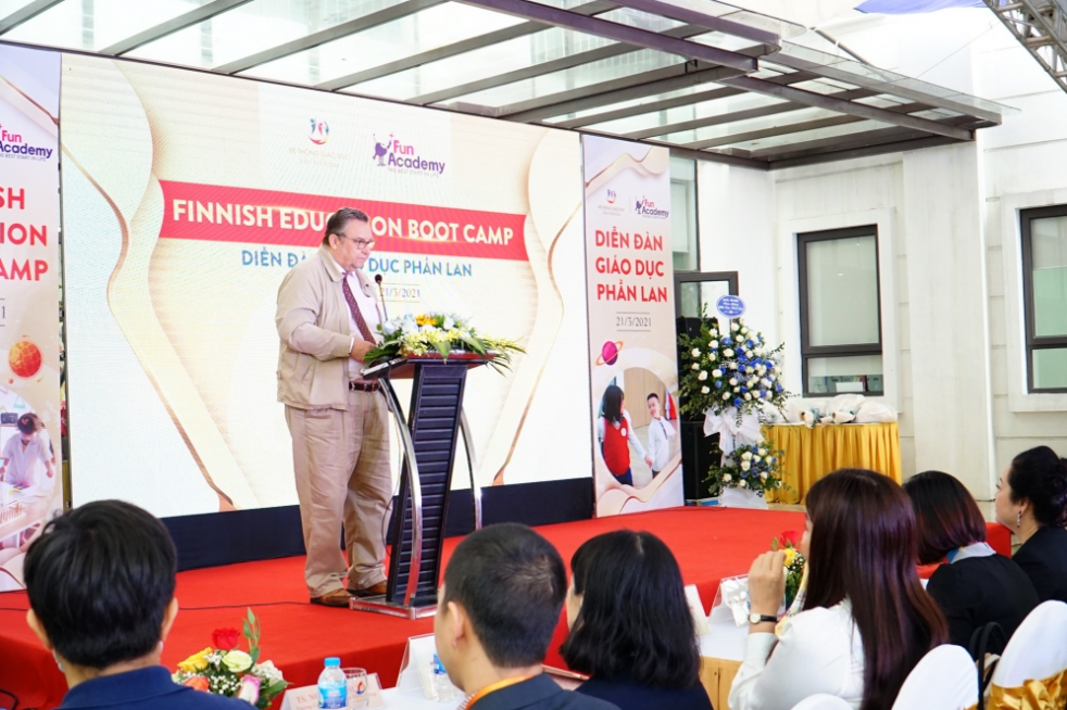 Vietnam-Finland promote cooperation on education and training sector