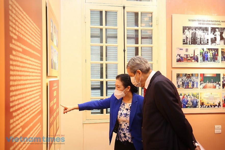 Mexican Ambassador to Vietnam Vows to Boots Bilateral People-to-people Exchanges