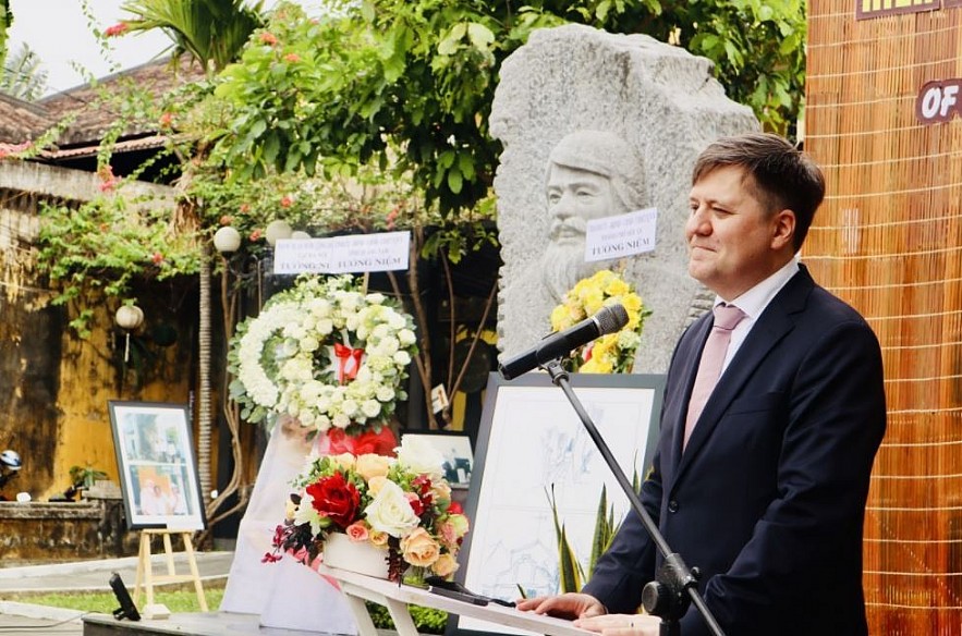 Hoi An Commemorates 25th Death Anniversary of Polish Architect Kazik