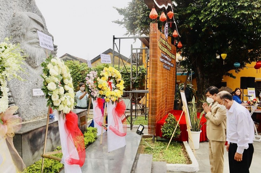 Hoi An Commemorates 25th Death Anniversary of Polish Architect Kazik