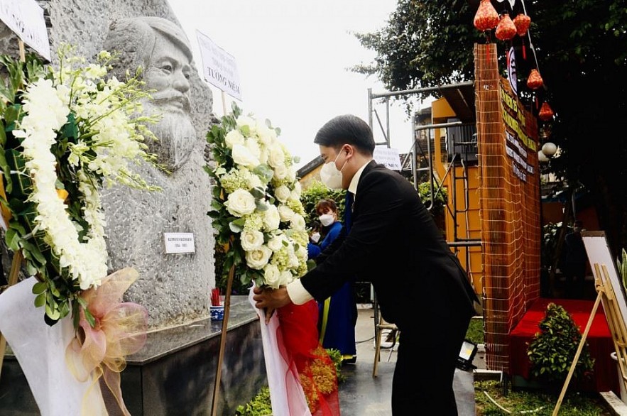 Hoi An Commemorates 25th Death Anniversary of Polish Architect Kazik