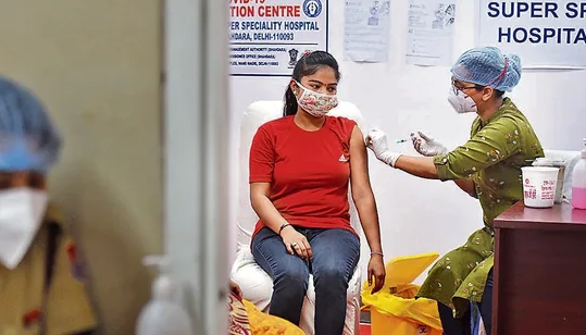 indian covid 19 updates april 29 indians rush for vaccines as death tops 200000