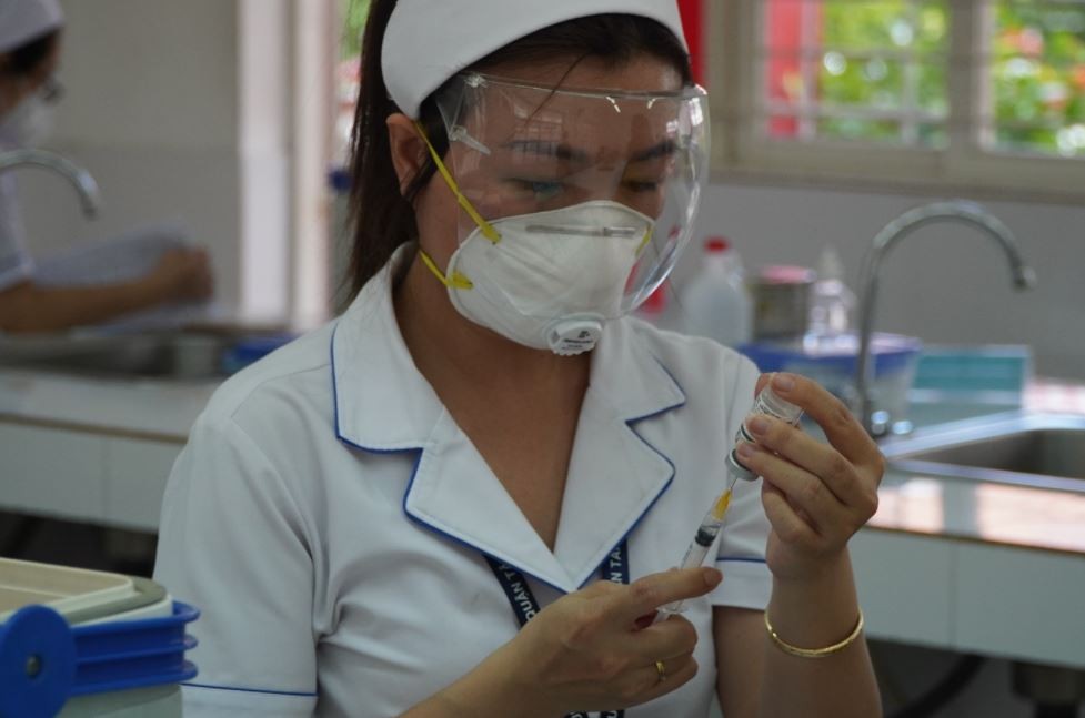vietnam covid 19 updates april 2 daily infections fall sharply to 72000