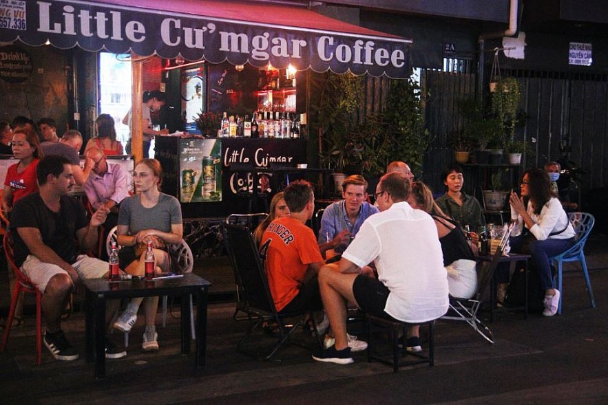 Bui Vien Street Busy with Local and Expat Customers Again