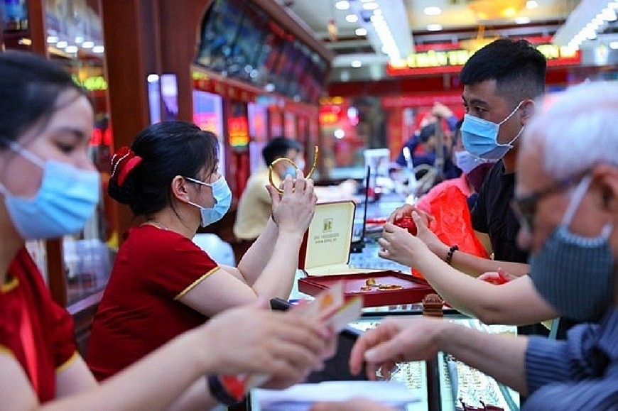 Vietnam Business & Weather Briefing (May 8): Gold Price Remains Stable, Heat Wave Expected to End