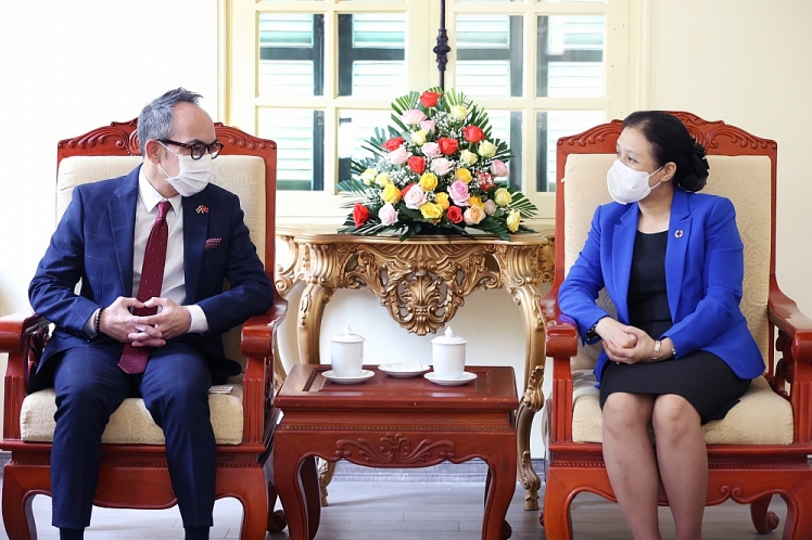 vufo president receives newly appointed thailand ambassador to vietnam