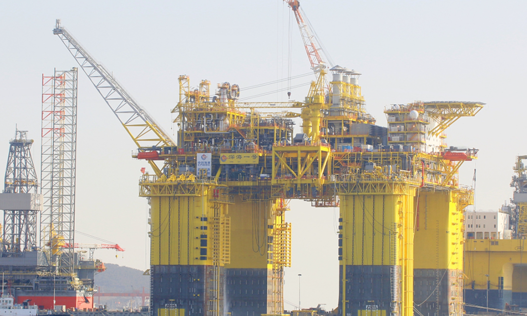 Deploying world's largest energy station on Bien Dong Sea: What China intends?