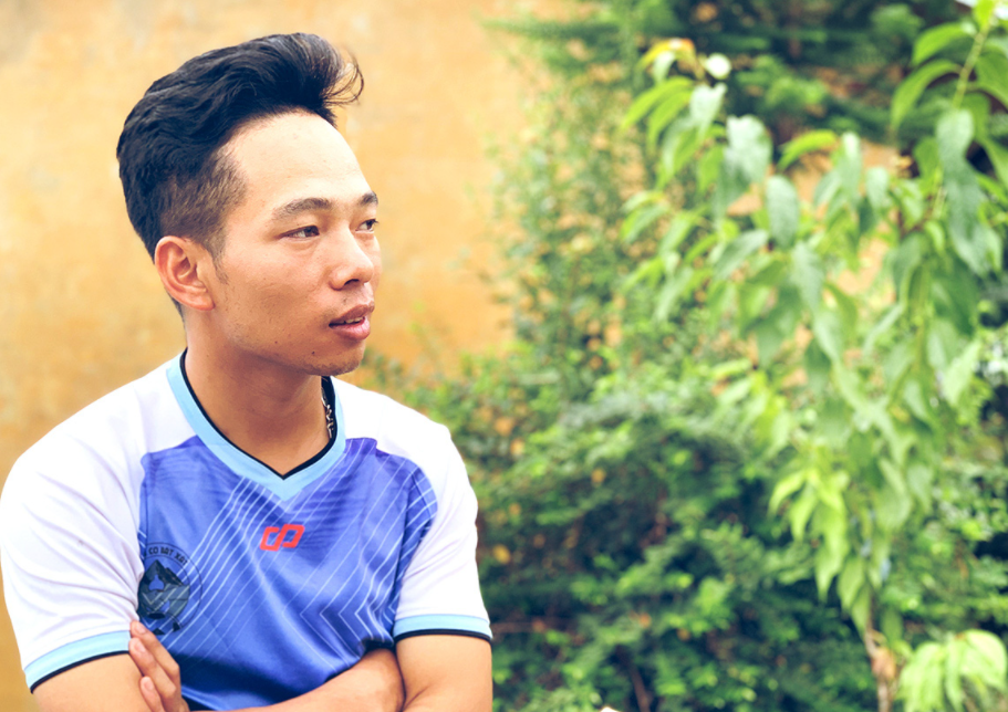 Ethnic Vietnamese young man promotes tourism in remote commune