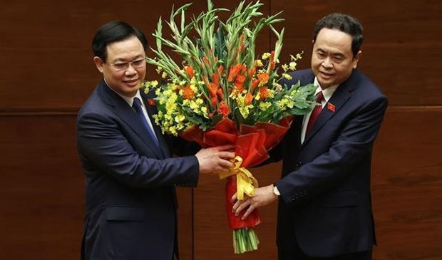 Vuong Dinh Hue re-elected as Vietnam's legislative leader