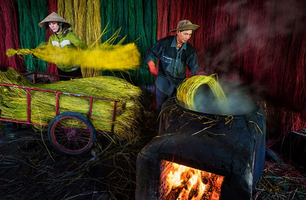 vietnam receives two honorable mentions at international photo contest