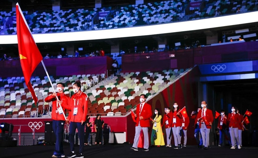 In Photo: Vietnamese Delegation Marches At Tokyo Olympics Opening Ceremony