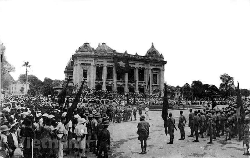 Historical Buildings In Hanoi – Then and Now