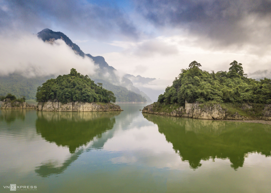 Na Hang picturesque mountain and lake Na Hang picturesque mountain and lake