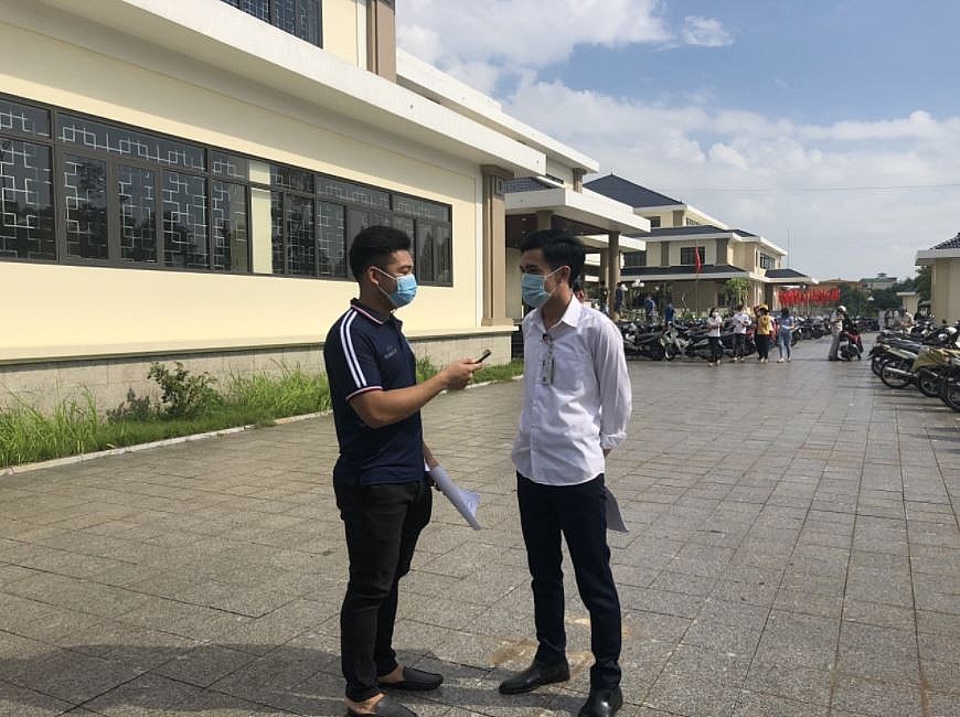 Nearly 300 Laotian Students in Vietnam Get Vaccinated Against Covid-19