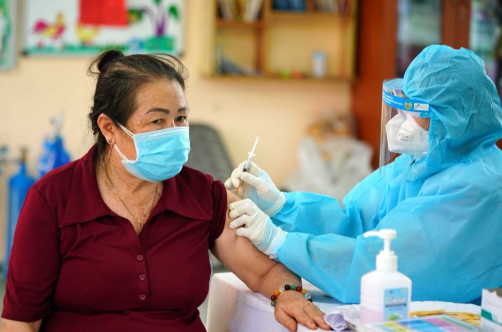 vietnam covid 19 updates october 6 vietnam to use sputnik v vaccine this week