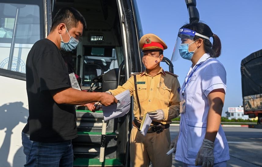 vietnam covid 19 updates october 23 daily count rises nearly 4000