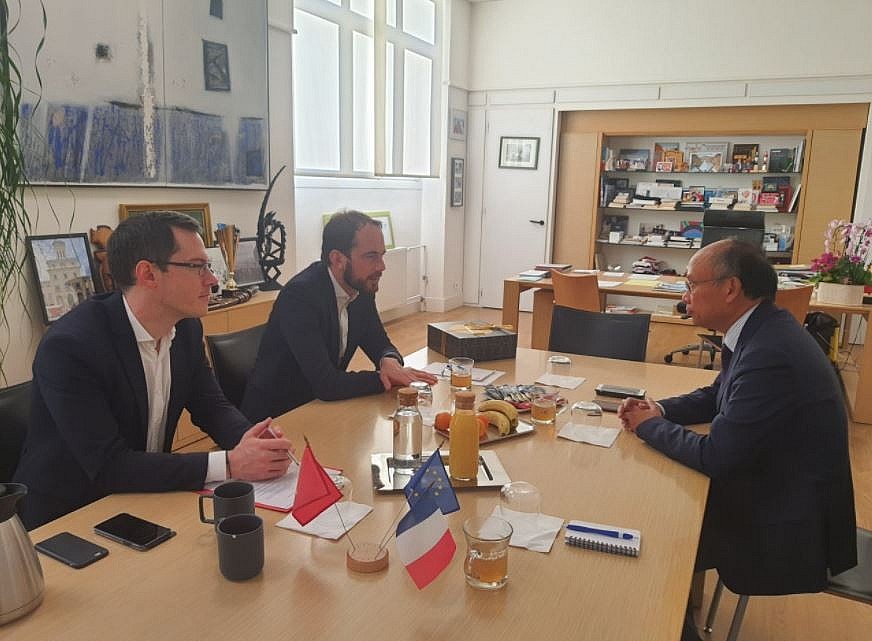 Promoting Cooperation Between Montreuil, France, And Vietnamese Localities