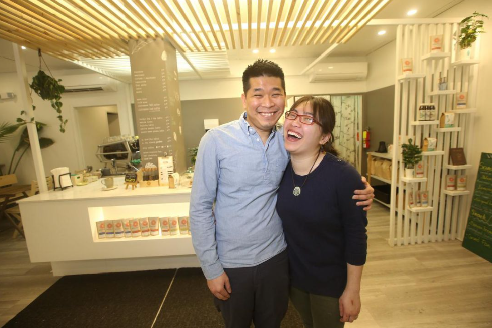 vietnamese born brings homelands cuisine to canada